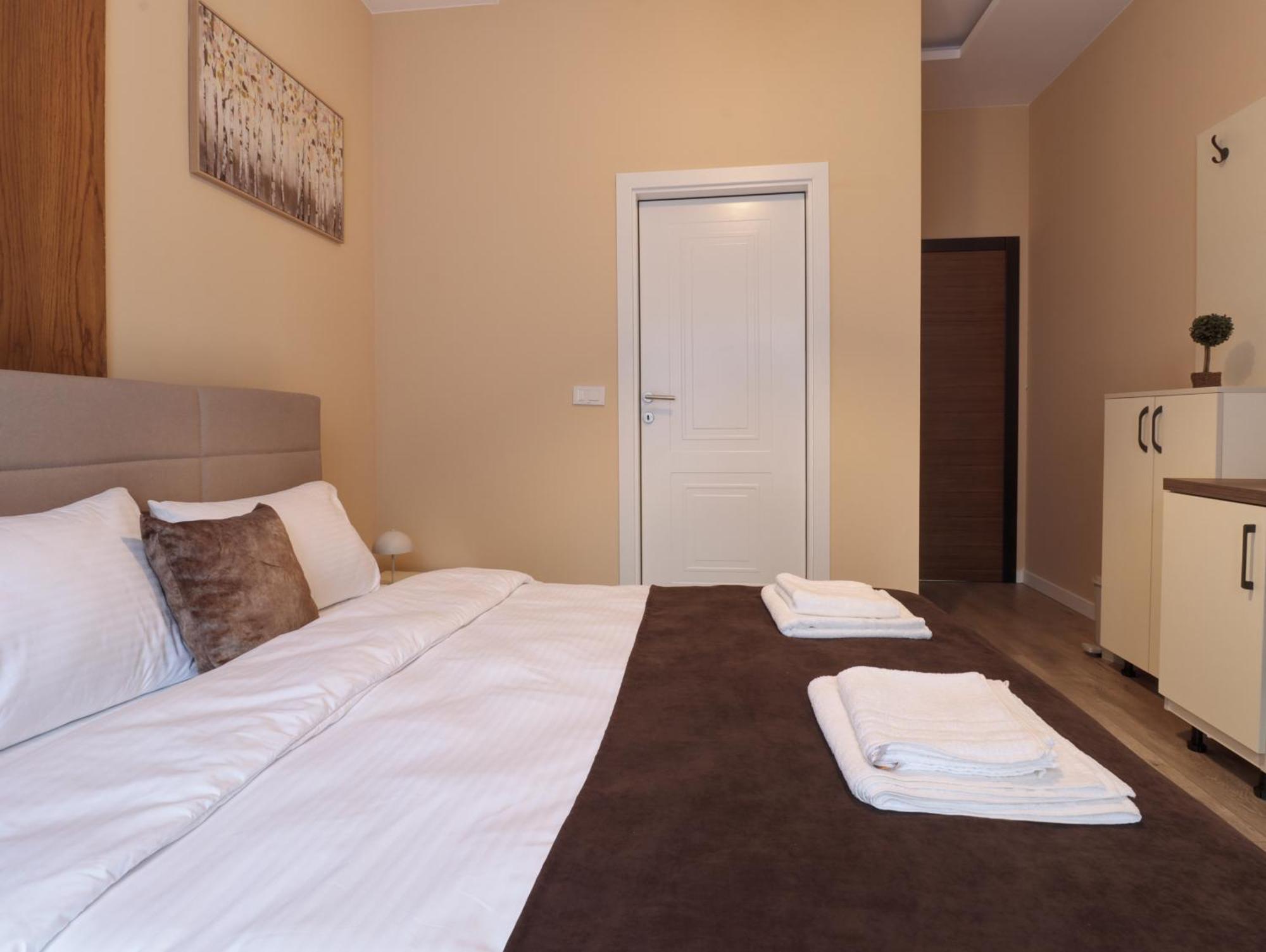 Midtown Prishtina Stays - Central Location Pristina Eksteriør bilde
