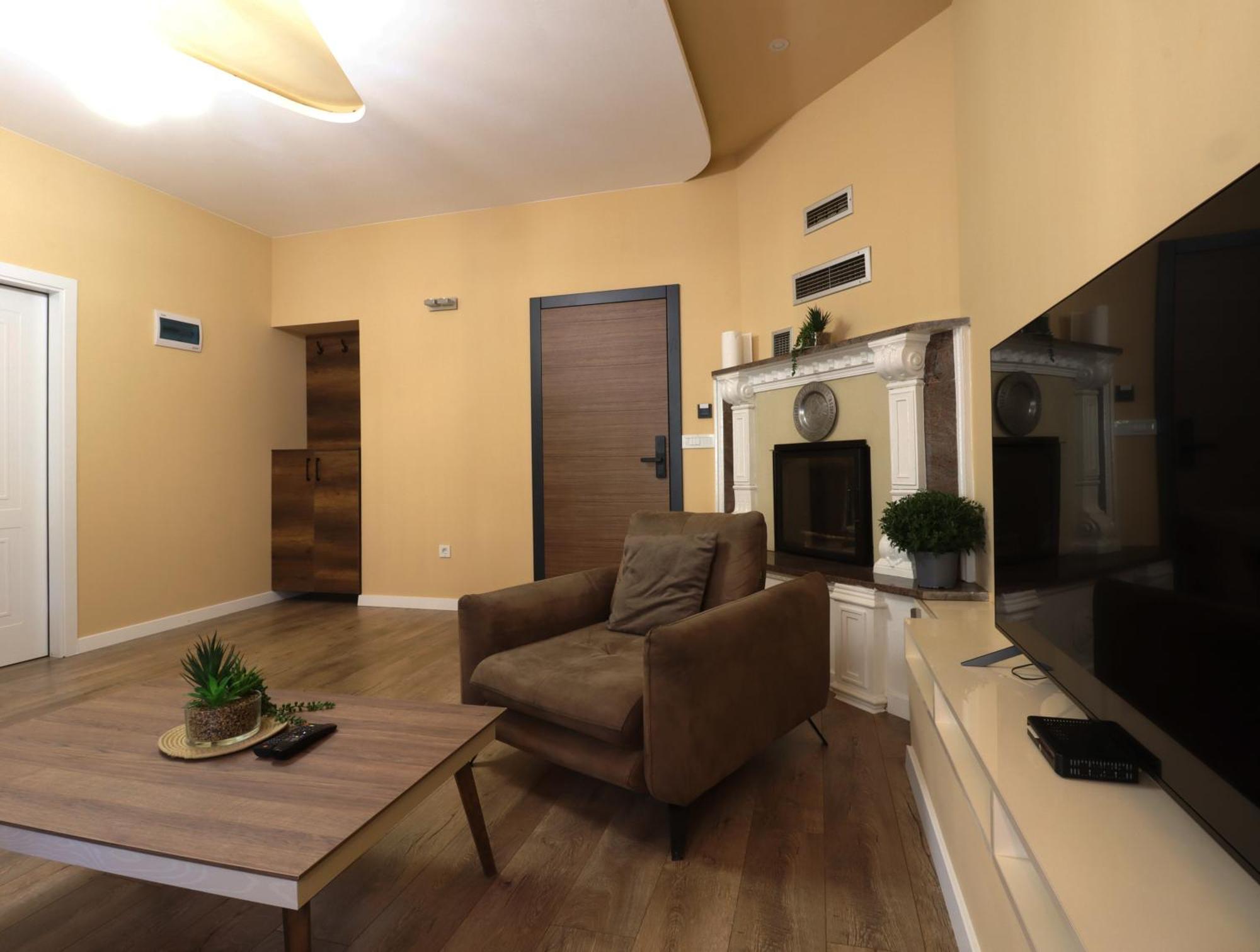 Midtown Prishtina Stays - Central Location Pristina Eksteriør bilde