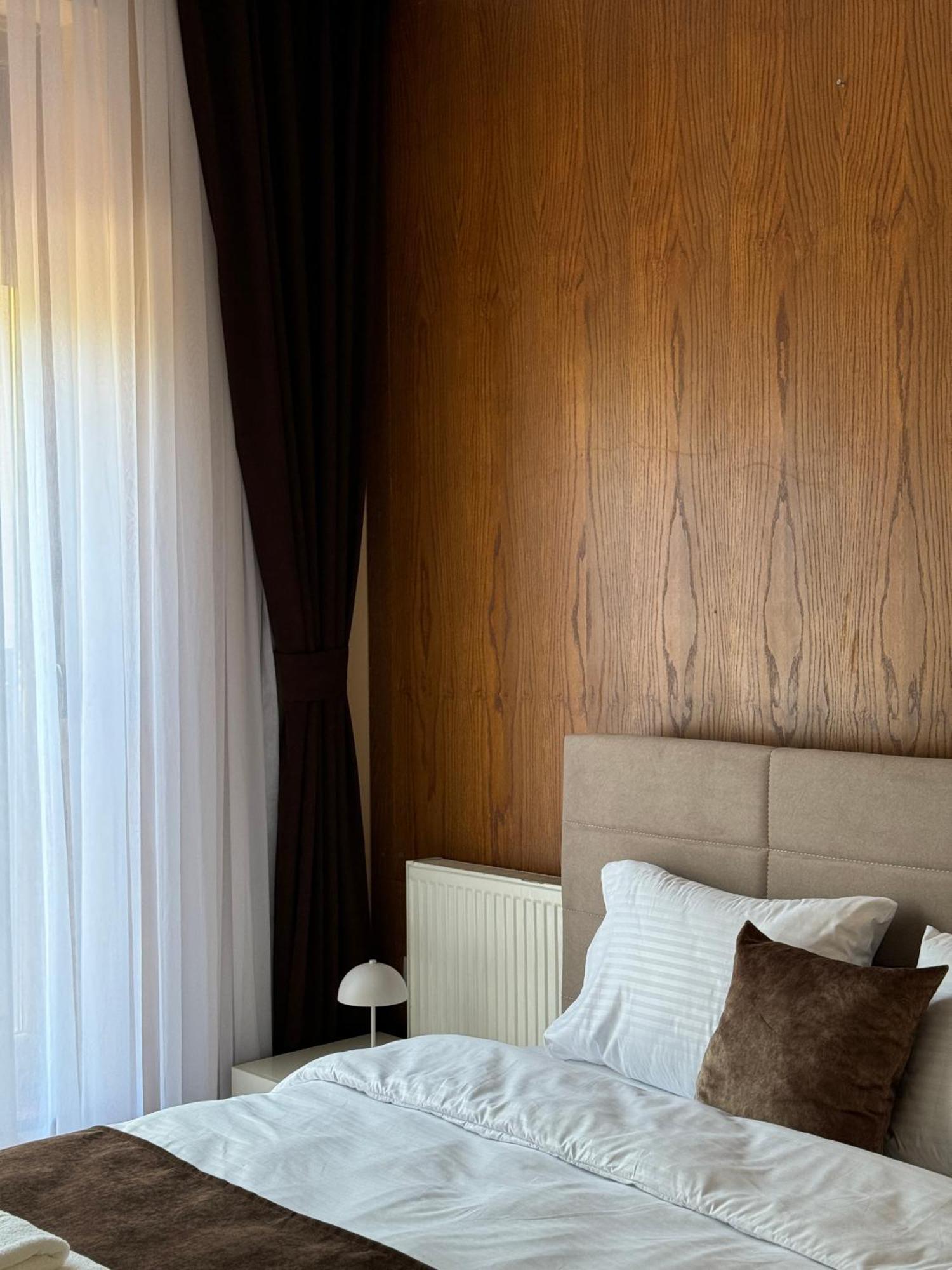 Midtown Prishtina Stays - Central Location Pristina Eksteriør bilde