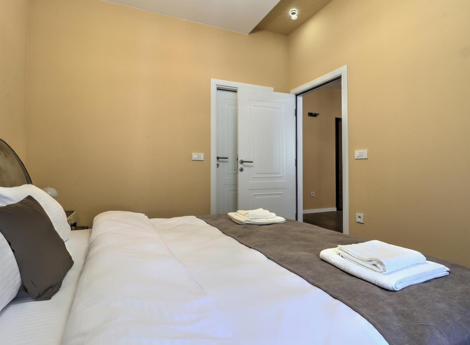 Midtown Prishtina Stays - Central Location Pristina Eksteriør bilde